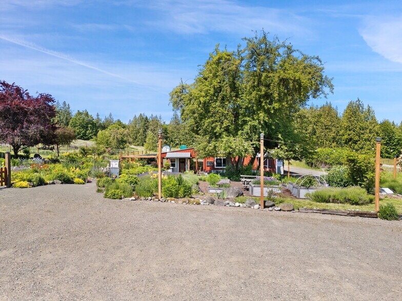 More Photos Of 101 Provence View Ln, Sequim Restaurant For Sale