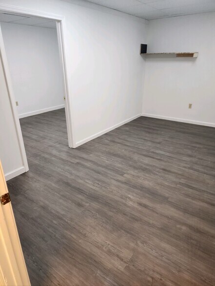 More Photos Of 225 Industrial Rd, Savannah Manufacturing For Sale