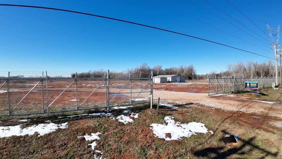 More Photos Of 13925 S Meridian Ave, Oklahoma City Warehouse For Sale