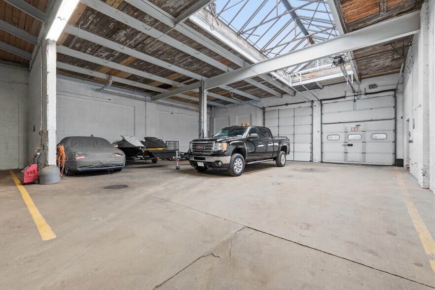 More Photos Of 701 Hiawatha Blvd E, Syracuse Warehouse For Sale