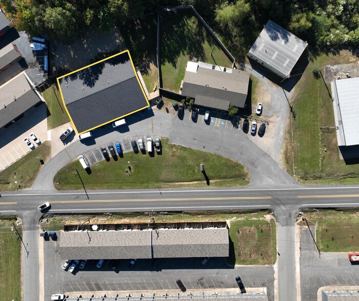 More Photos Of 501 S 1st St, Jacksonville Daycare Center For Lease