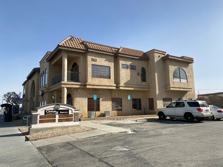 Primary Photo Of 950 E Palmdale Blvd, Palmdale Loft Creative Space For Sale