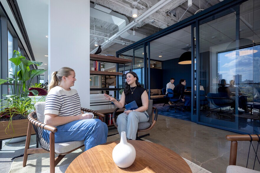 More Photos Of 1 Riverfront Pl, North Little Rock Coworking Space