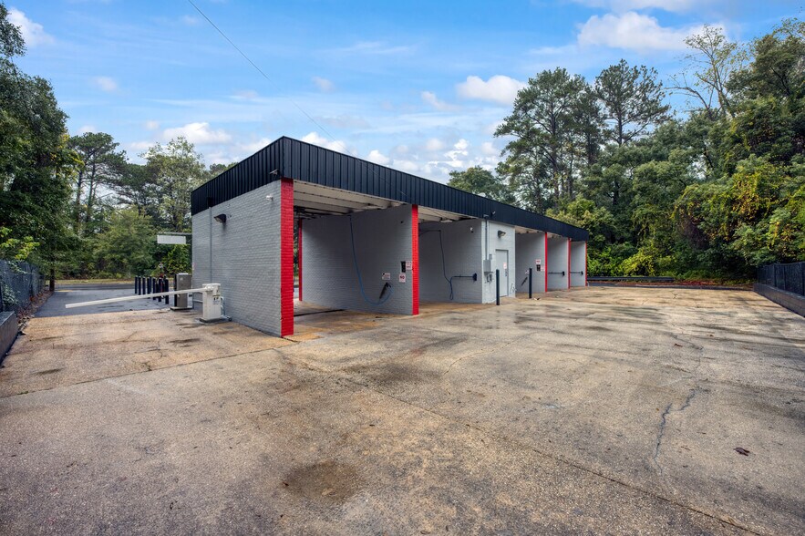 More Photos Of 401 US-331, Defuniak Springs Specialty For Sale