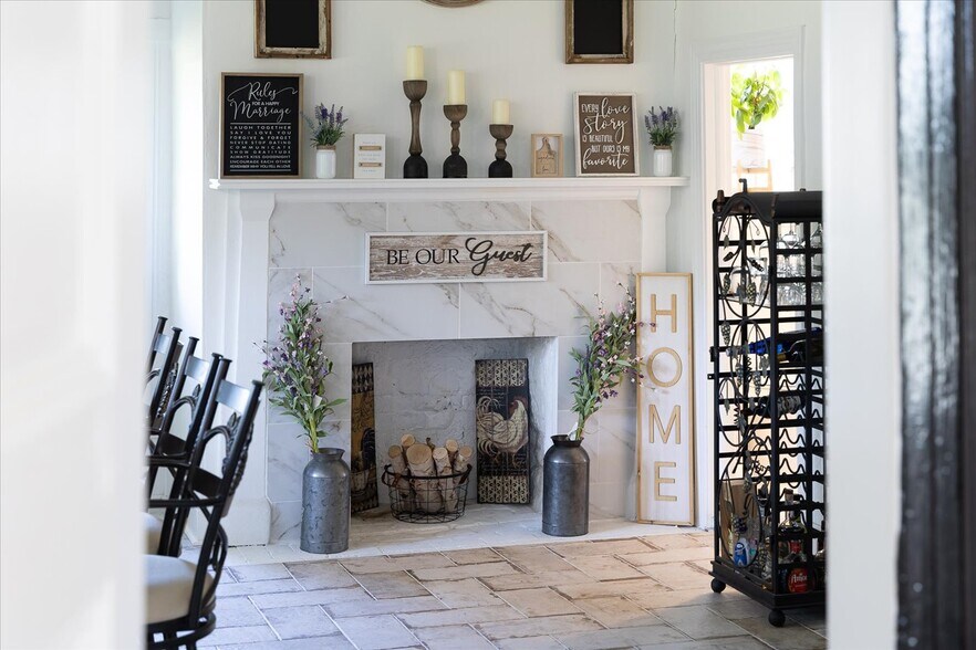 More Photos Of 667 Hustle Rd, Hustle Winery Vineyard For Sale