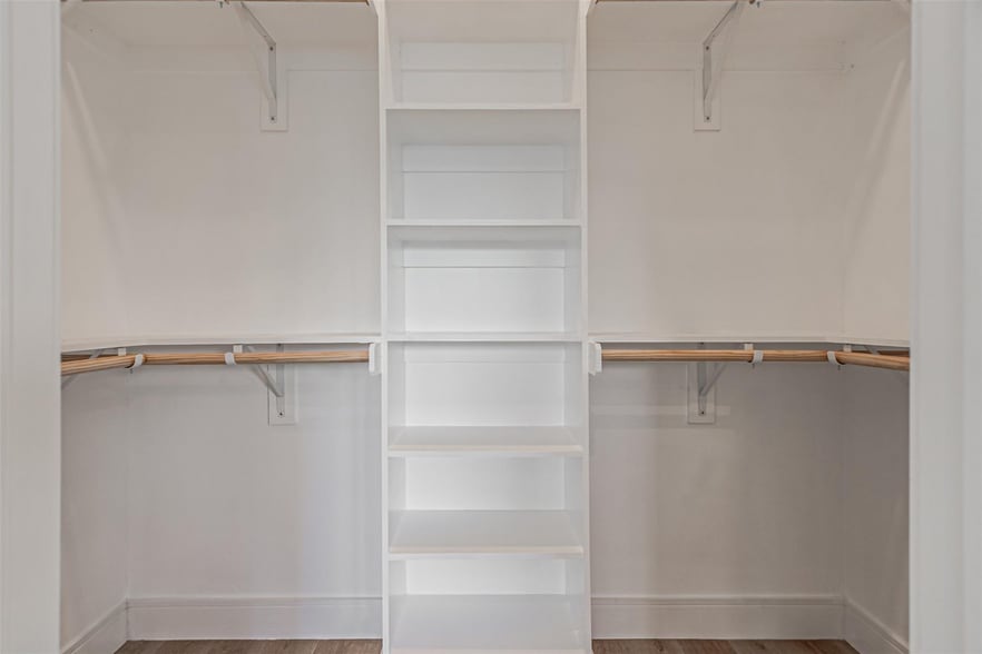 More Photos Of 2376 Longhorn St, Dallas Apartments For Sale