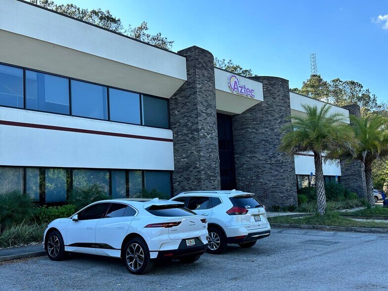 More Photos Of 6111 Gazebo Park Pl N, Jacksonville Medical For Lease