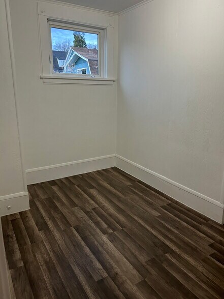 More Photos Of 213 Cedar St, Klamath Falls Apartments For Sale
