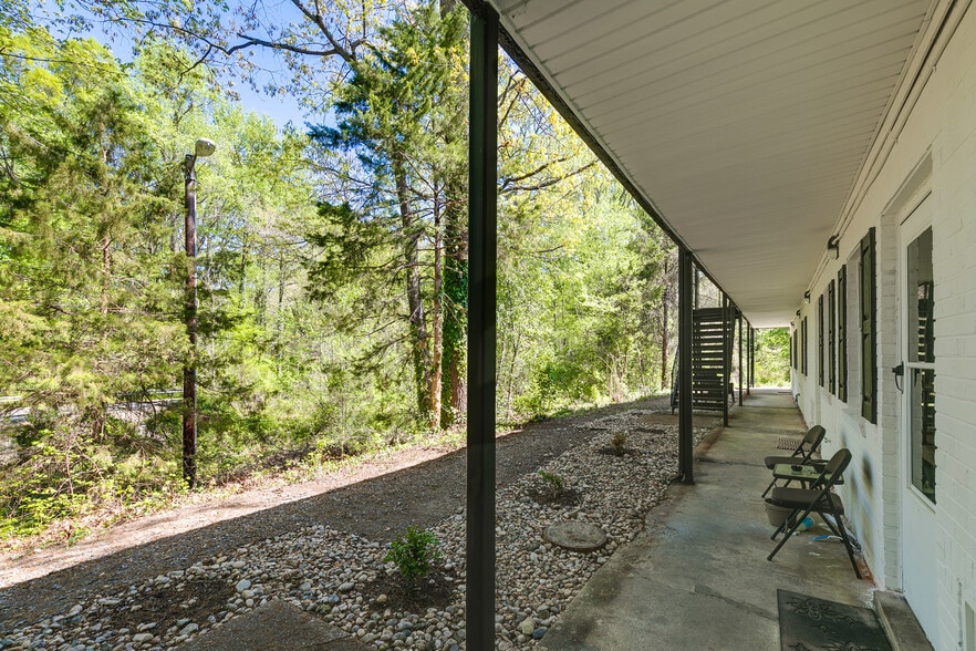 More Photos Of 37 Labrook Dr, Richmond Apartments For Sale