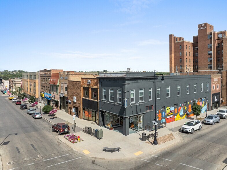 More Photos Of 23 Main St S, Minot General Retail For Lease