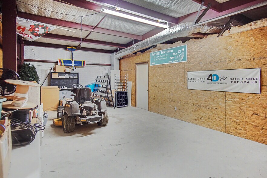 More Photos Of 9123 AR-22, Ratcliff General Retail For Sale