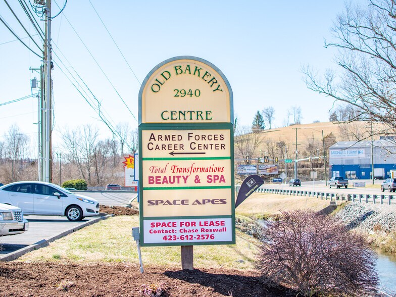 More Photos Of 2940 Paulena Dr, Bristol Storefront For Sale