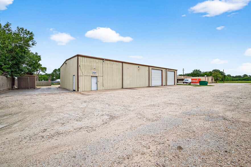 More Photos Of , Santa Fe Unknown For Sale