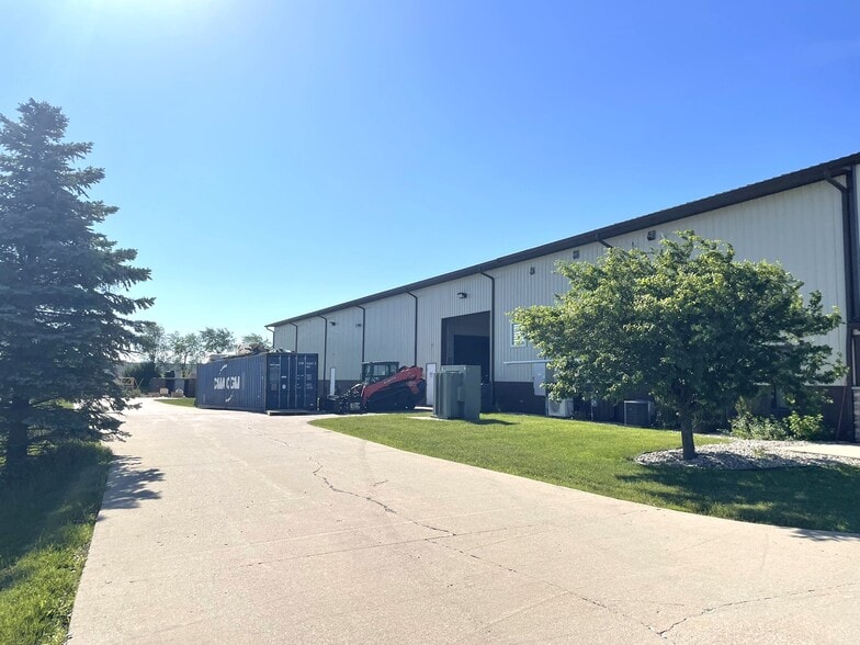 More Photos Of 680 Gerry Way, Darien Warehouse For Sale