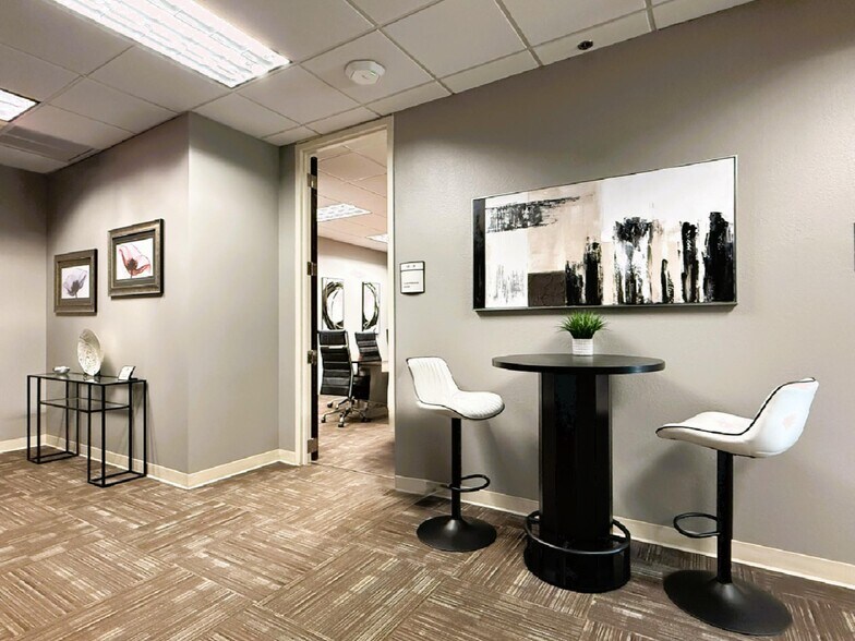 More Photos Of 250 International Pky, Heathrow Coworking Space