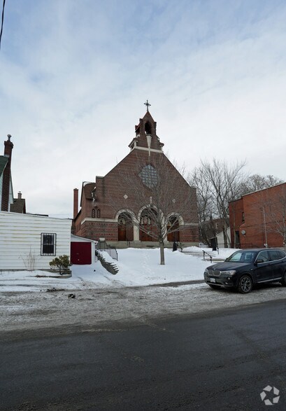 More Photos Of 15 Lebreton St N, Ottawa Religious Facility For Lease
