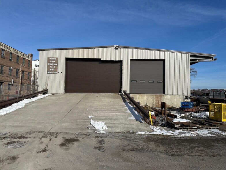 Primary Photo Of 5 Broadway, Albany Marina For Sale