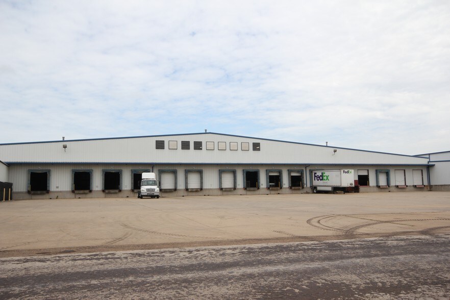 More Photos Of 2938 Brown Rd, Marshall Industrial For Sale
