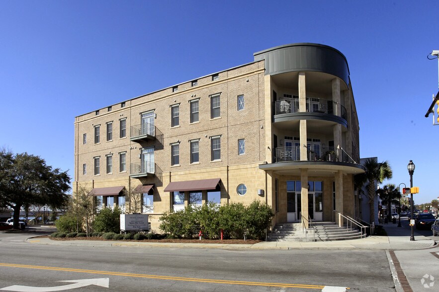 More Photos Of 700 Bay St, Beaufort Office For Lease
