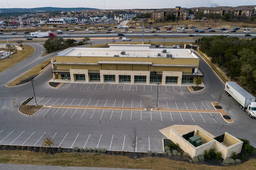More Photos Of 4050 N Loop 1604 W, Shavano Park Storefront Retail Office For Lease