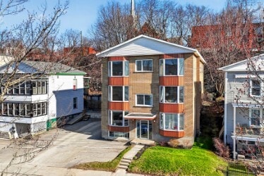 Primary Photo Of 1151 Rue De L'esplanade, Sherbrooke Apartments For Sale