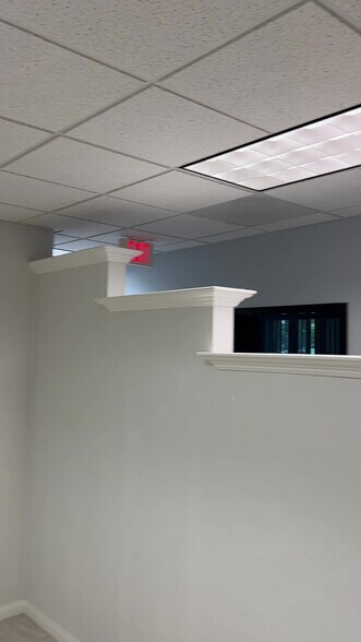 More Photos Of 6260 McLeod Dr, Las Vegas Office For Lease