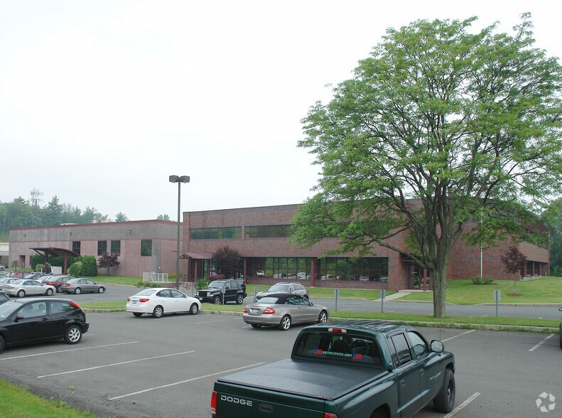More Photos Of 968 Albany Shaker Rd, Latham Manufacturing For Lease