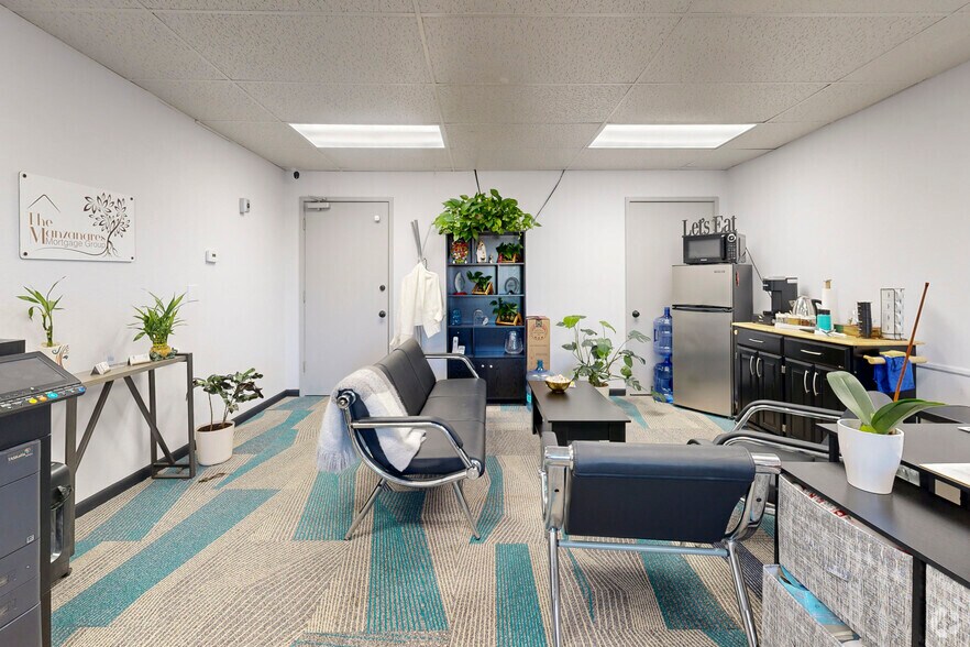 More Photos Of 150 Sheridan Blvd, Denver Office For Lease