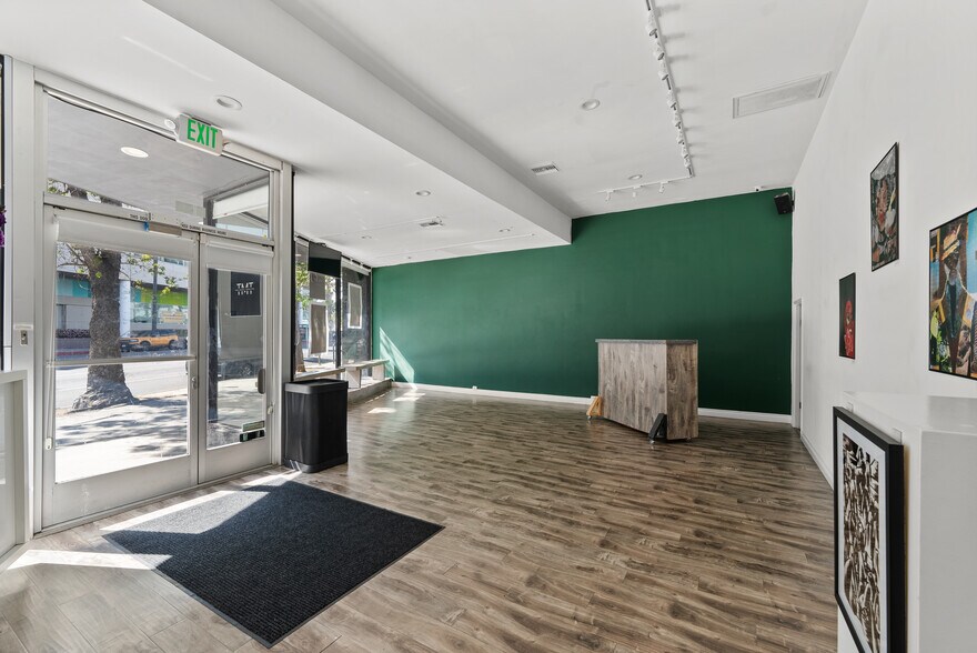 More Photos Of 5142 Lankershim Blvd, North Hollywood Storefront For Lease