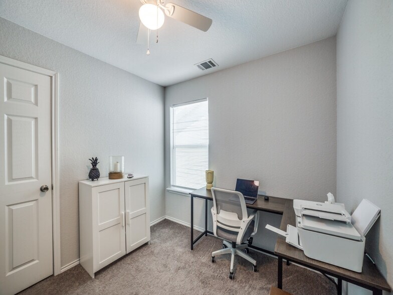 More Photos Of 6934 Crestway Rd, San Antonio Apartments For Sale