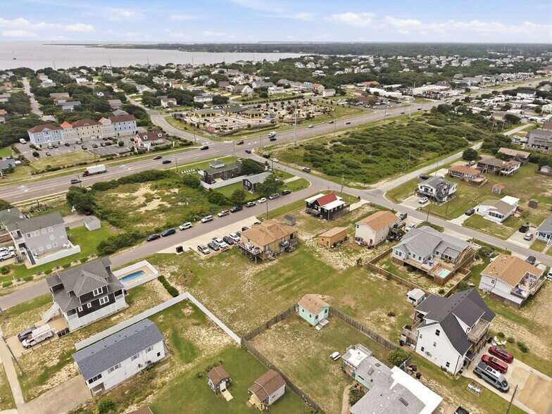 More Photos Of 3207 Briggs St, Kill Devil Hills Apartments For Sale