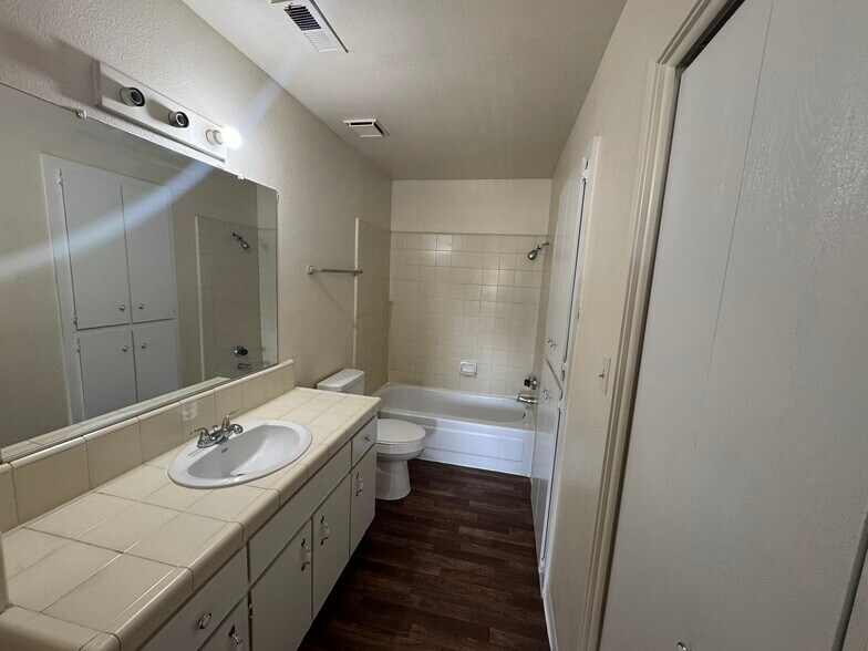 More Photos Of 20230 Grouse Way, Sonora Apartments For Sale