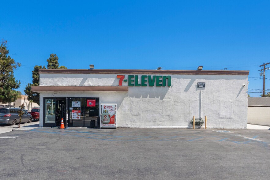 Primary Photo Of 1960 Santa Fe Ave, Long Beach Convenience Store For Sale