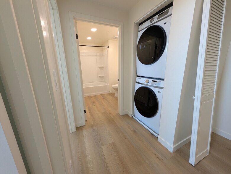 More Photos Of 1156 W Florence Ave, Los Angeles Apartments For Sale