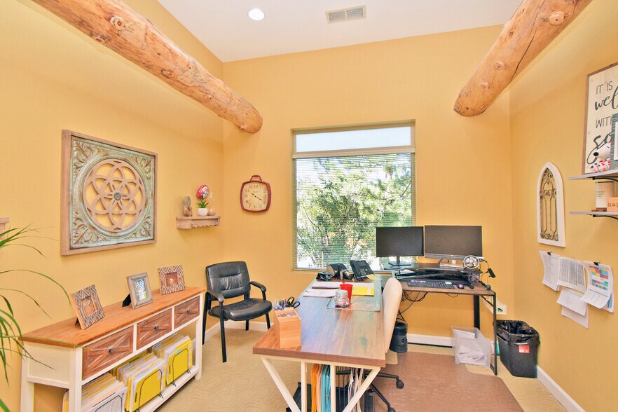 More Photos Of 1150 Selmi Dr, Reno Office For Sale