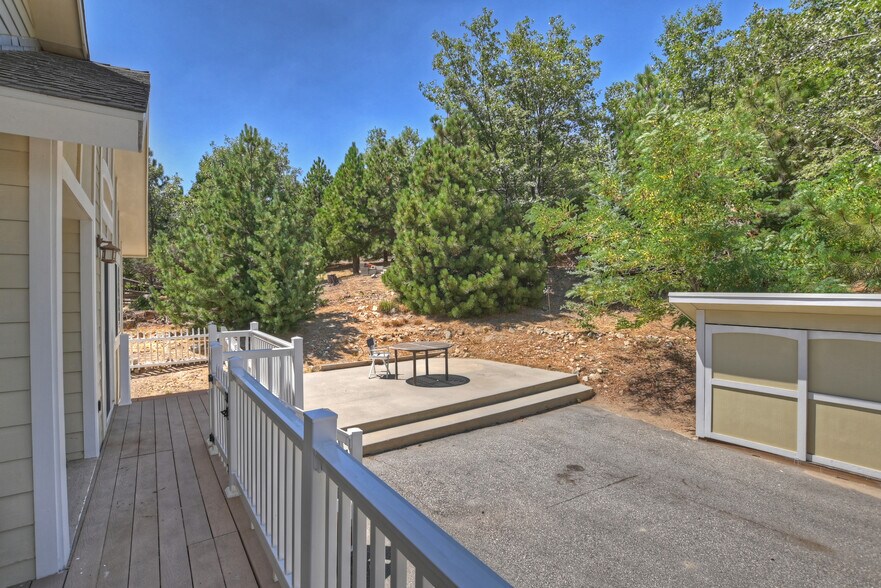 More Photos Of 26288 CA-18, Rimforest Storefront Retail Residential For Sale