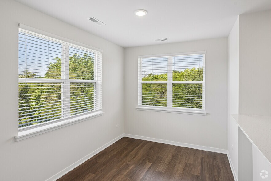 More Photos Of 77 S Adams St, Oswego Apartments For Lease