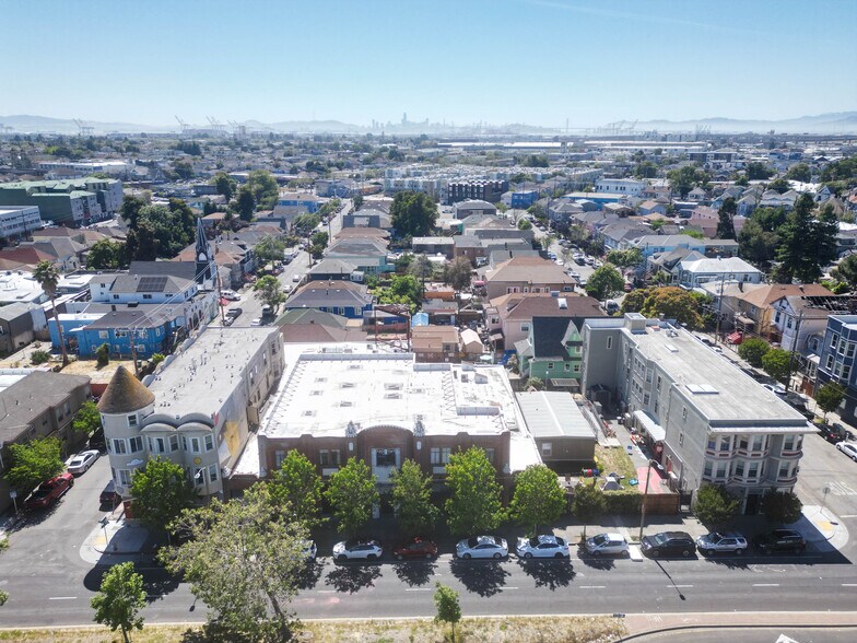 More Photos Of 2515-2521 San Pablo Ave, Oakland Apartments For Sale