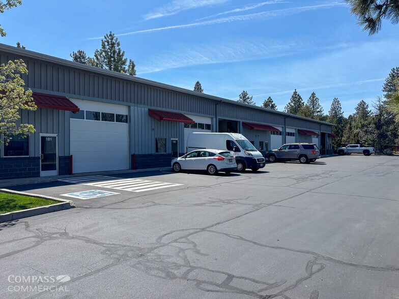 More Photos Of 63075 Crusher Ave, Bend Manufacturing For Sale