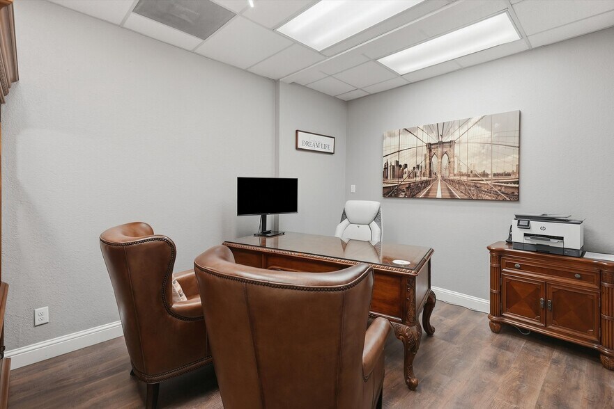 More Photos Of 3405 E Highway 377, Granbury Office For Sale