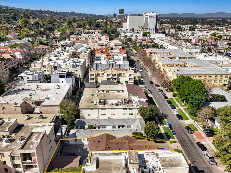 More Photos Of 14524-14530 Dickens St, Sherman Oaks Apartments For Sale