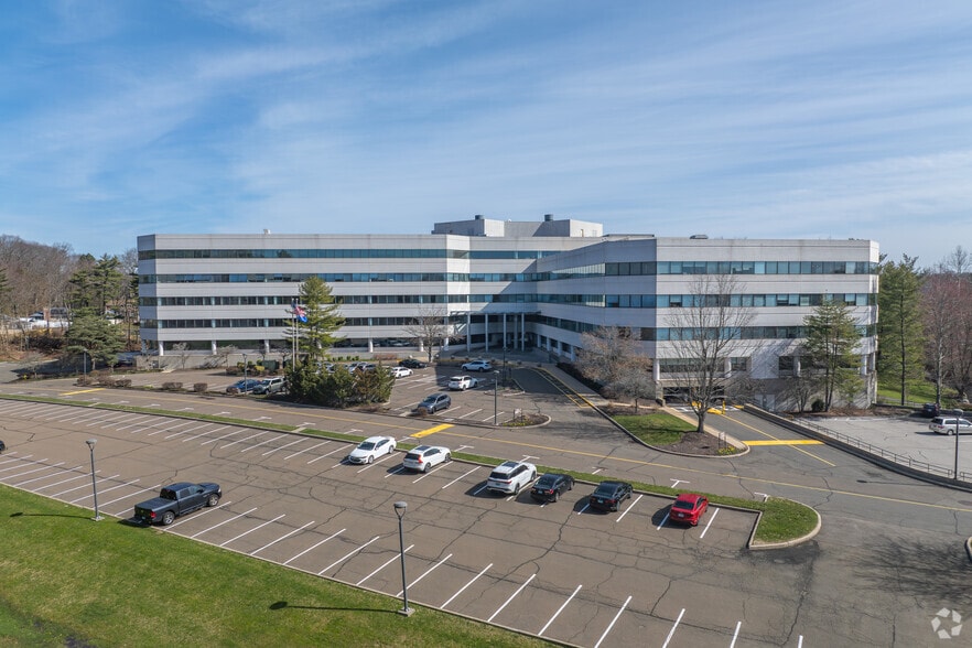 Primary Photo Of 800 Connecticut Ave, Norwalk Office For Lease