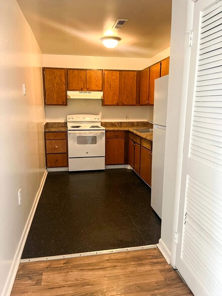 More Photos Of 1645 N Calhoun St, Baltimore Apartments For Sale