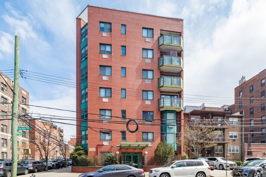 More Photos Of 4133 Parsons Blvd, Flushing Apartments For Sale