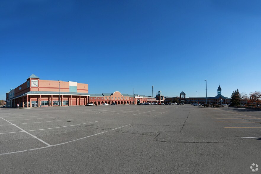 More Photos Of 3255 Hwy 7 E, Markham General Retail For Sale