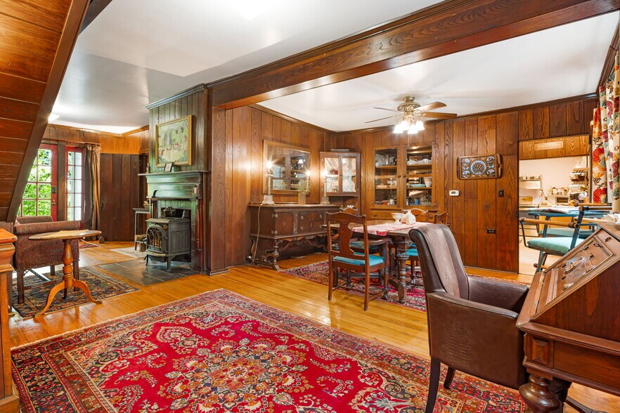 More Photos Of 1186 Old Us Hwy 70 W, Black Mountain Hospitality For Sale