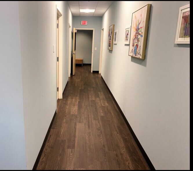 More Photos Of 1485 Jesse Jewell Pky, Gainesville Medical For Lease