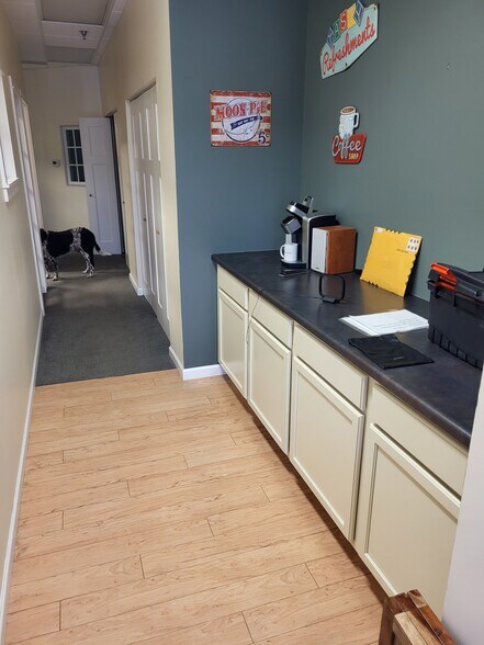 More Photos Of 1148 W Dillon Rd, Louisville Freestanding For Lease