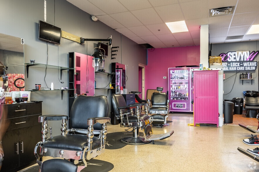 More Photos Of 6550 Mount Zion Blvd, Morrow Storefront Retail Office For Lease