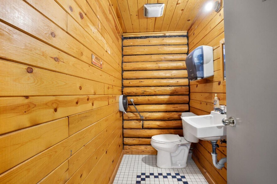 More Photos Of 213 Main St, Antler Restaurant For Sale